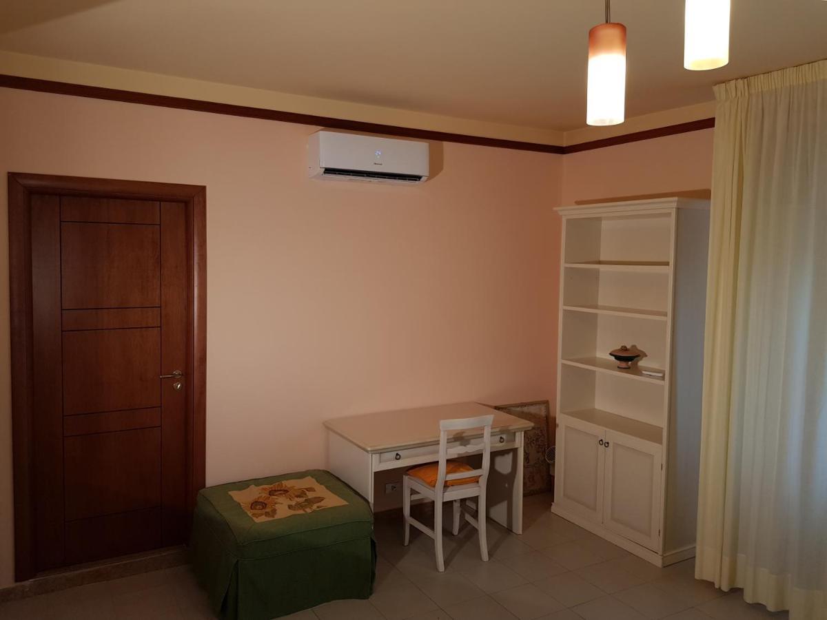 Stylish Apt Terina - Le Lincelle, Lamezia - Bright, Spacious, Elegant And With Terrace سانت أوْفيمِيا لاميتْسْيا المظهر الخارجي الصورة