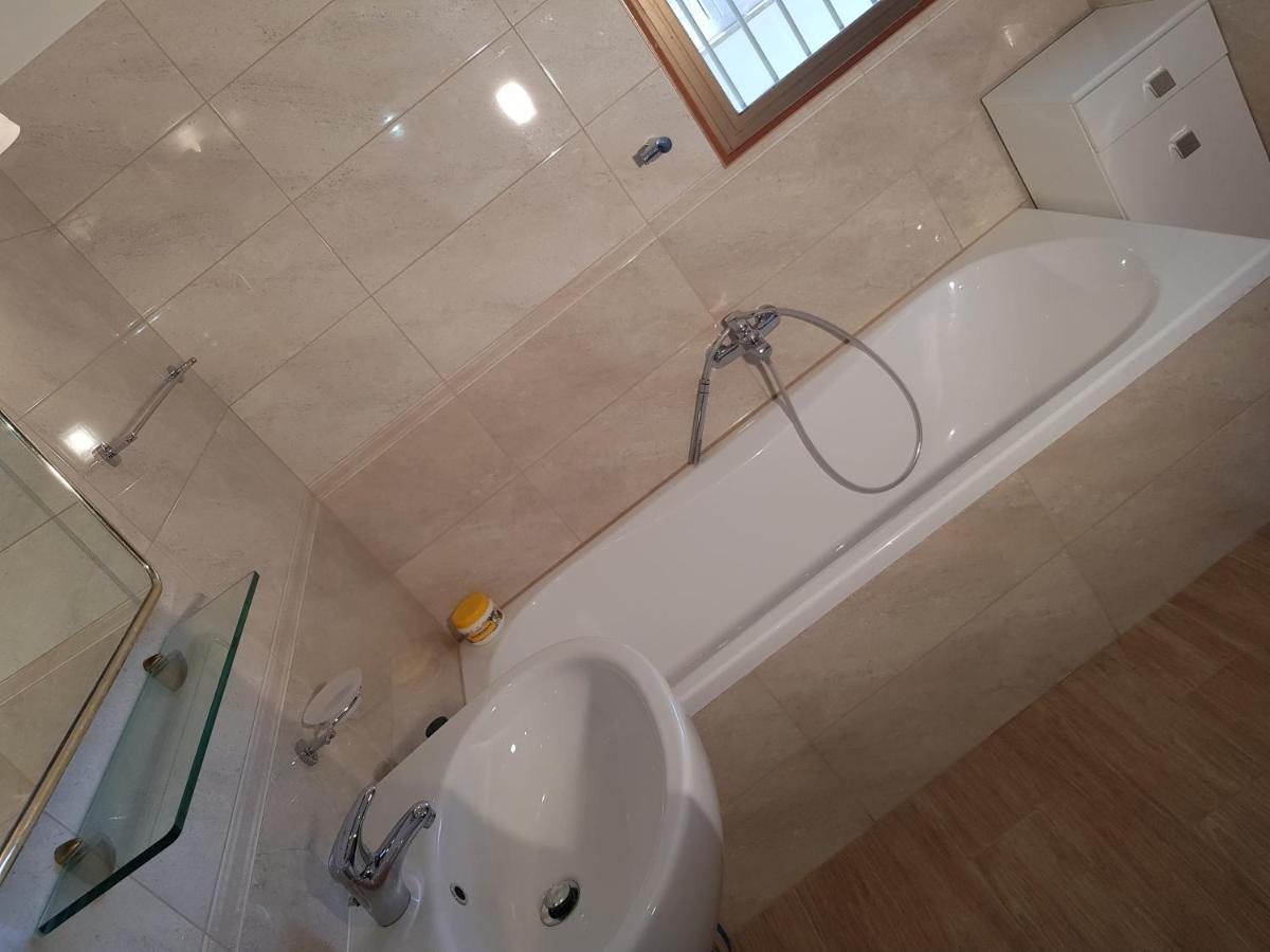 Stylish Apt Terina - Le Lincelle, Lamezia - Bright, Spacious, Elegant And With Terrace سانت أوْفيمِيا لاميتْسْيا المظهر الخارجي الصورة
